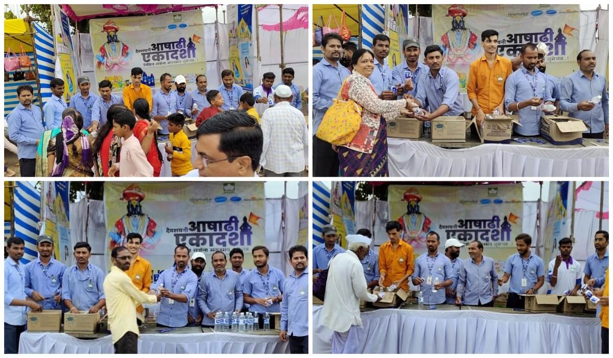 Kute Group Foundation providing water to devotees at aurangabad